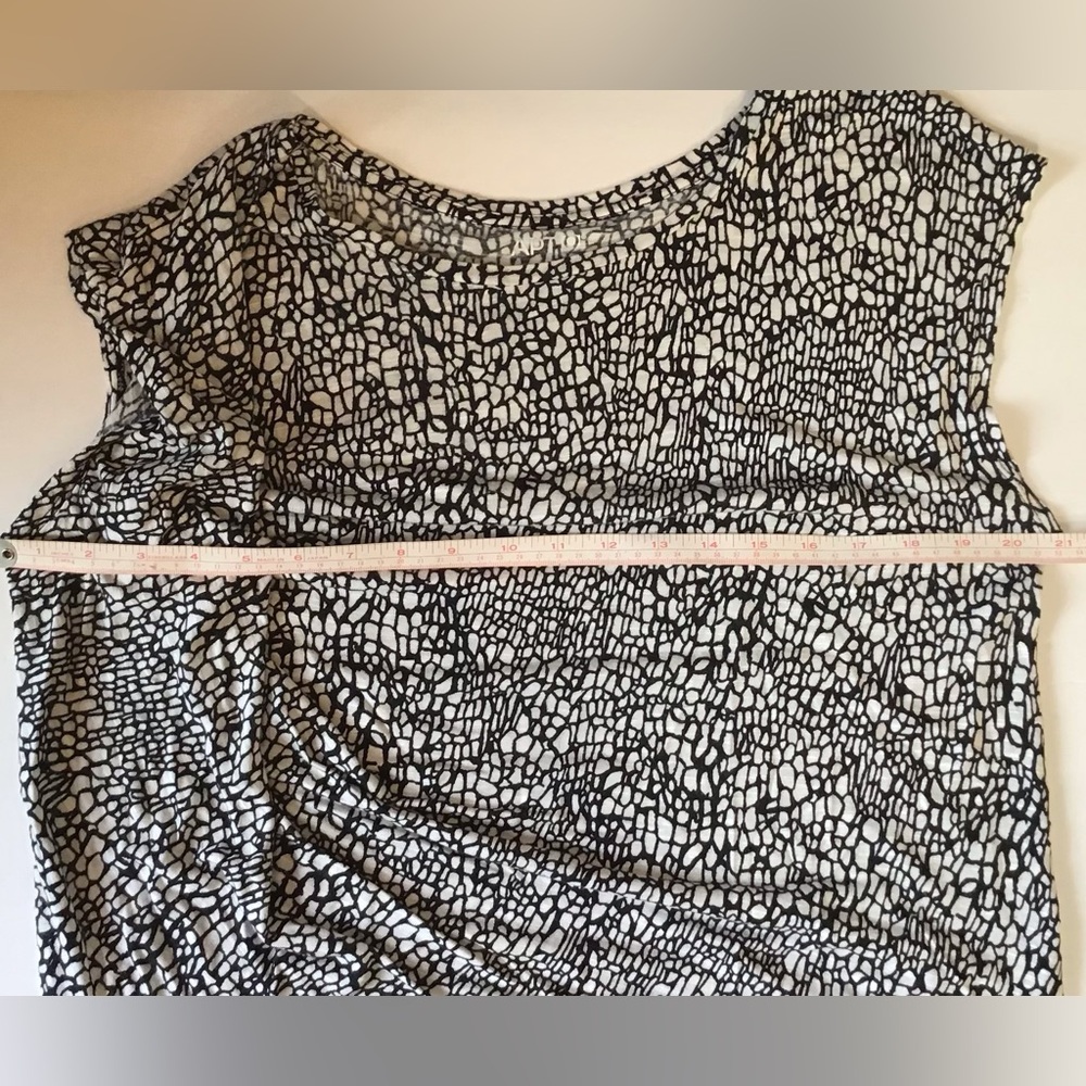 Apt 9 Sleeveless Black and White Patterned Women's Top - Picture 8 of 12